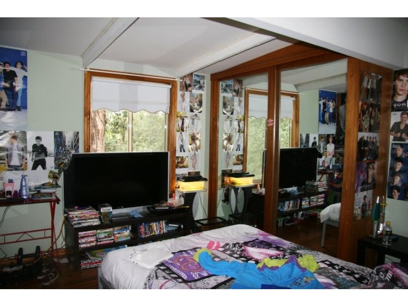 6 Currawong Avenue, Valley Heights NSW 2777