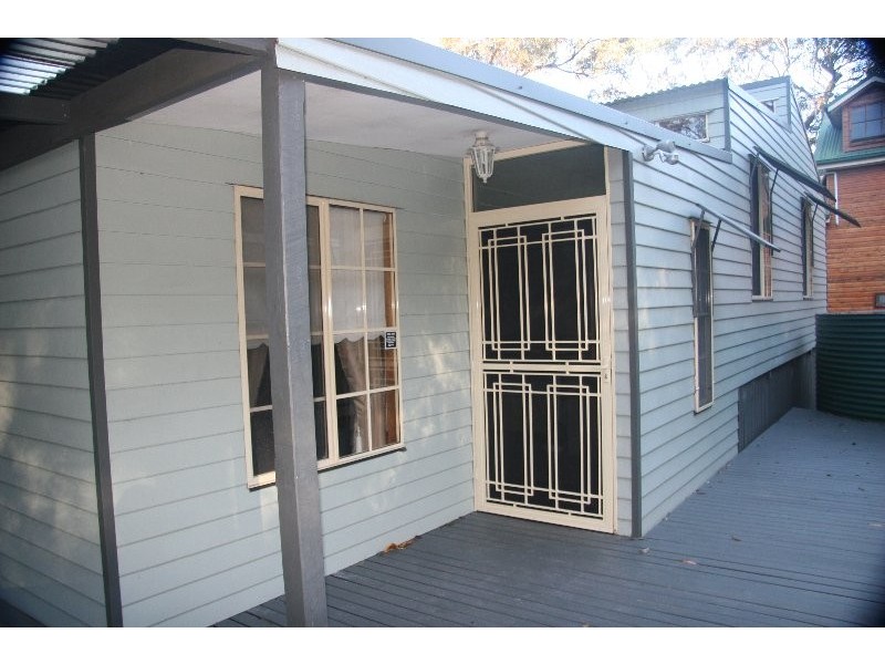6 Currawong Avenue, Valley Heights NSW 2777