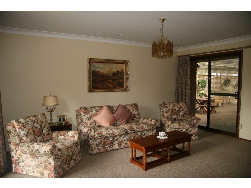 11 Turnbull Street, Winmalee NSW 2777