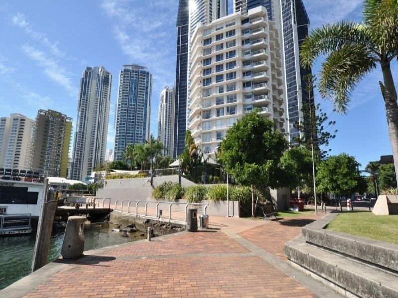 6/63 Cavill Avenue, Surfers Paradise QLD 4217