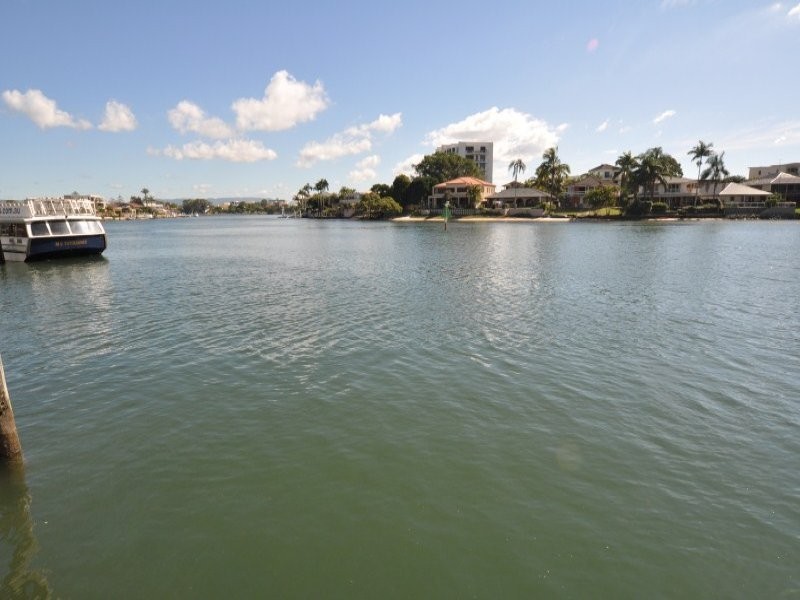 6/63 Cavill Avenue, Surfers Paradise QLD 4217