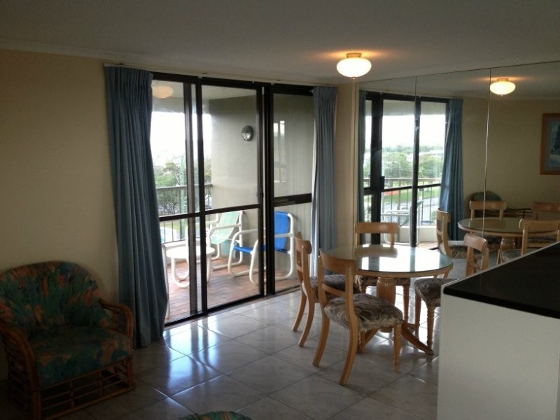 4A/114 Marine Parade, Southport QLD 4215