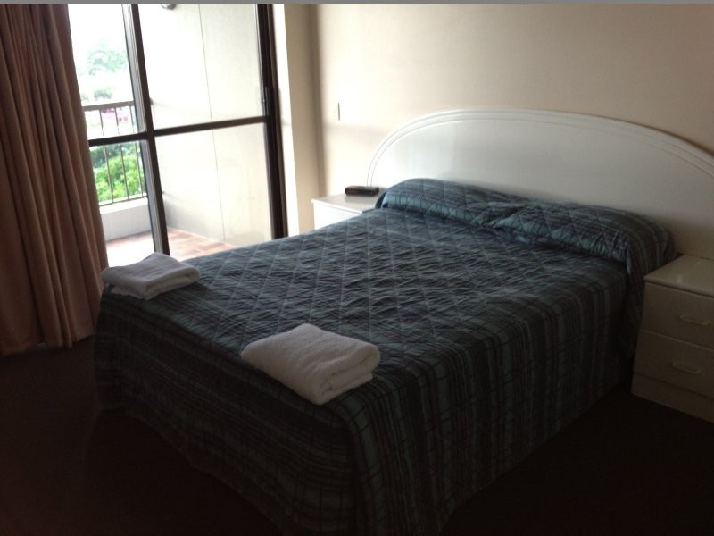 4A/114 Marine Parade, Southport QLD 4215