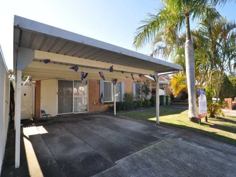 13 Pengana Street, Labrador QLD 4215