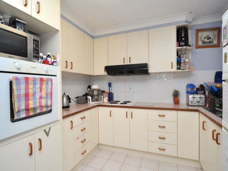 13 Pengana Street, Labrador QLD 4215