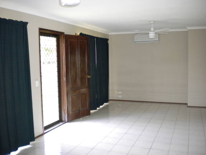 1/23 Telopea Street, Labrador QLD 4215