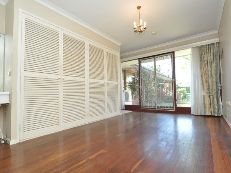 26 Margaroola Avenue, Biggera Waters QLD 4216