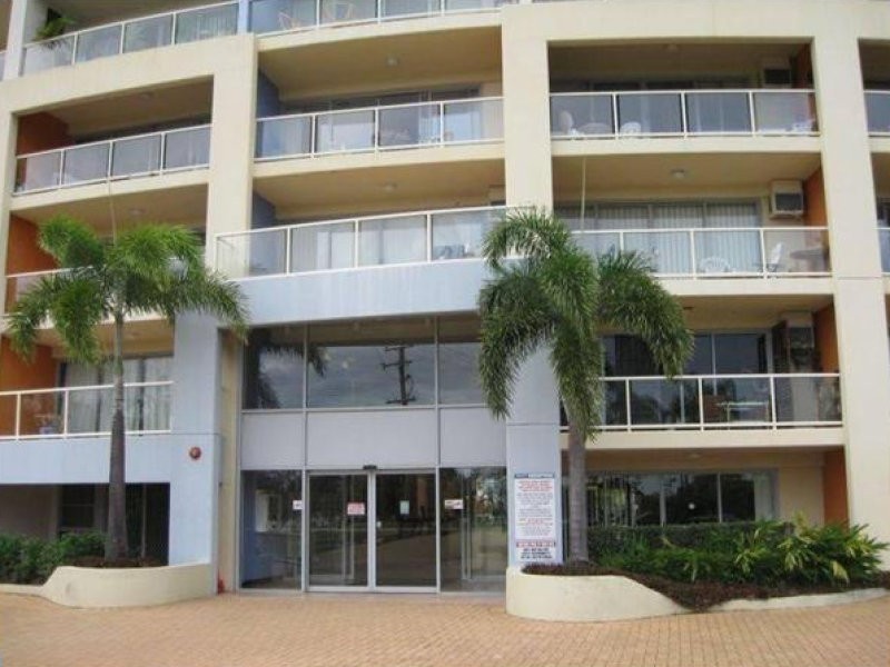 72/106 Marine Parade, Southport QLD 4215