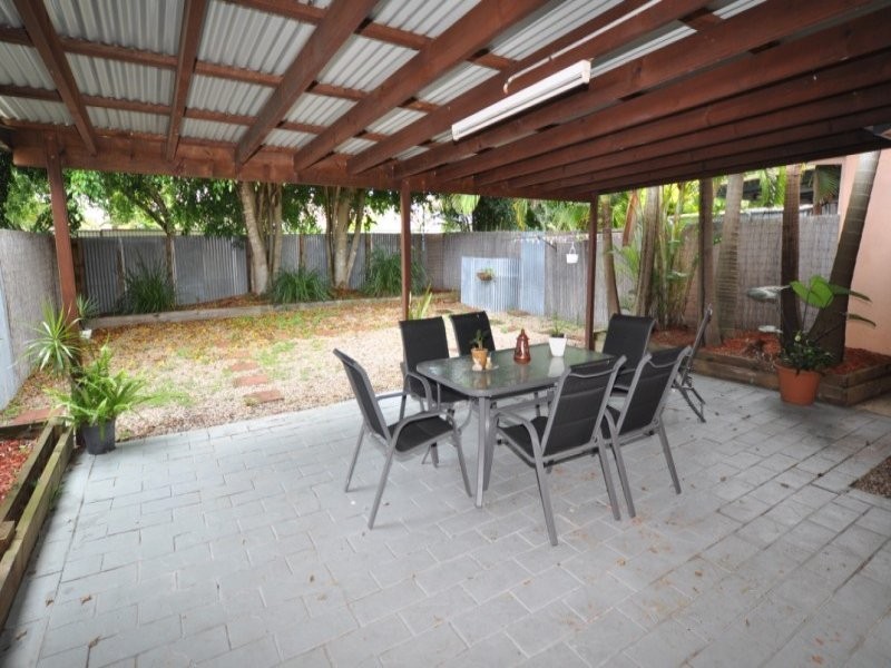 10/202 Central Street, Labrador QLD 4215