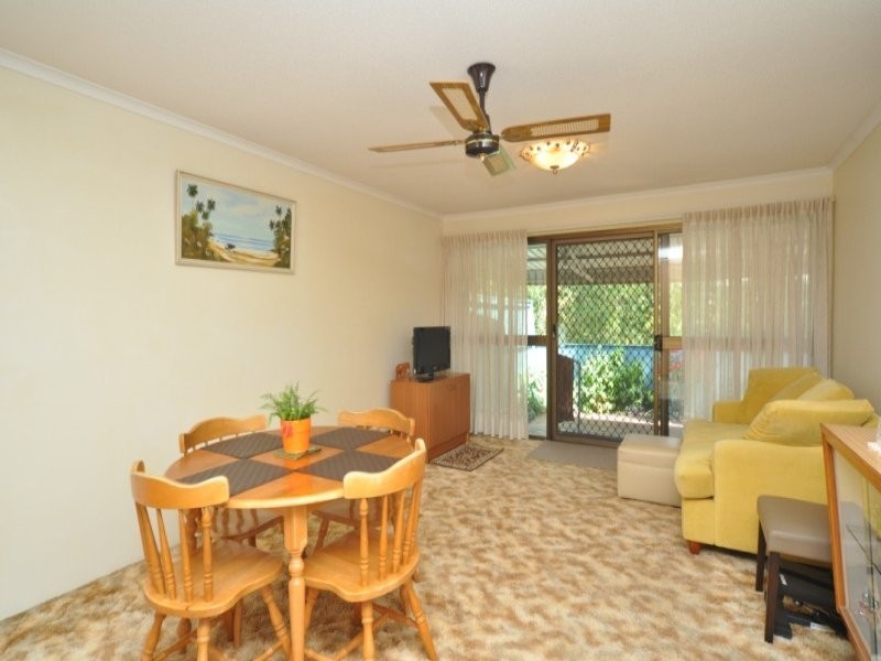 18/164 High Street, Southport QLD 4215