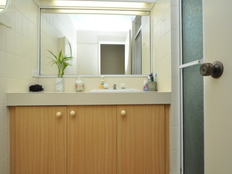 18/164 High Street, Southport QLD 4215