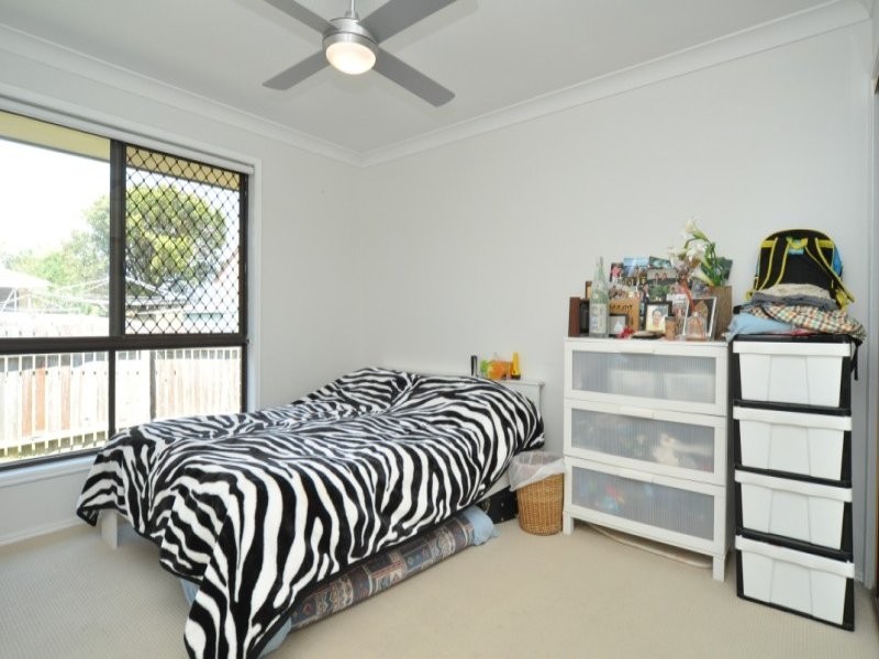 2/45 Government Road, Labrador QLD 4215