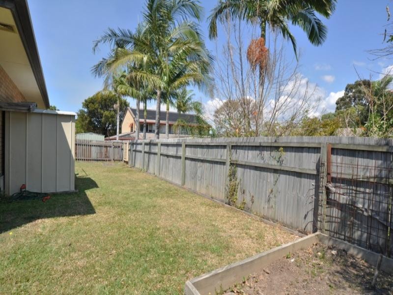 2/45 Government Road, Labrador QLD 4215