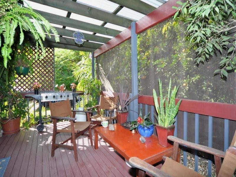 2/16 Chirn Crescent, Labrador QLD 4215