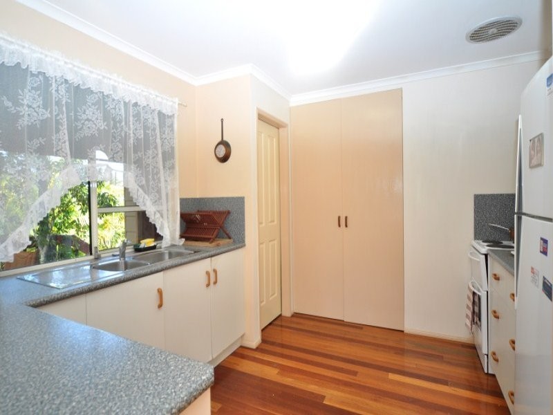 2/16 Chirn Crescent, Labrador QLD 4215