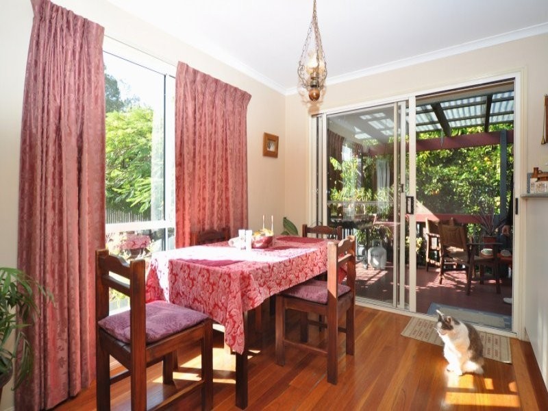 2/16 Chirn Crescent, Labrador QLD 4215