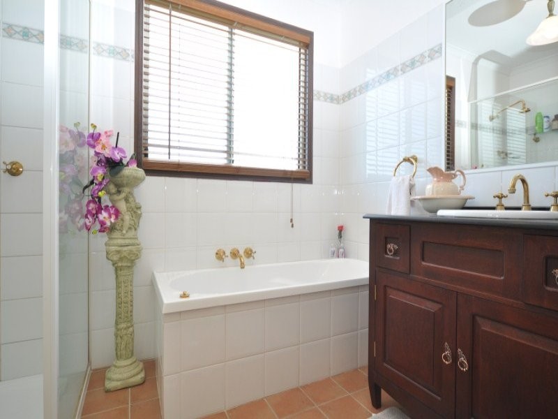 2/16 Chirn Crescent, Labrador QLD 4215