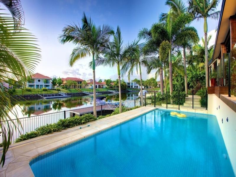 1033 Rosebank Way, Hope Island QLD 4212