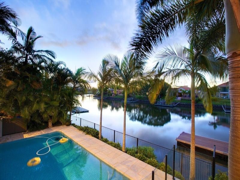 1033 Rosebank Way, Hope Island QLD 4212