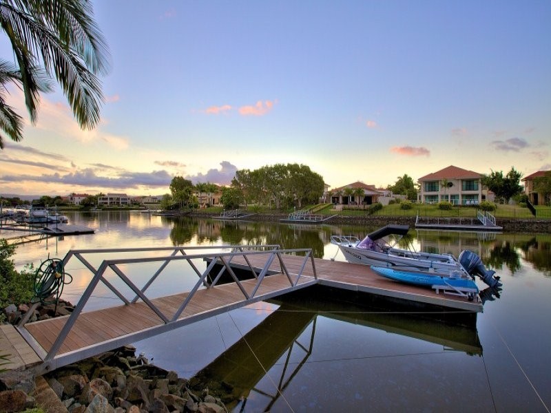 1033 Rosebank Way, Hope Island QLD 4212