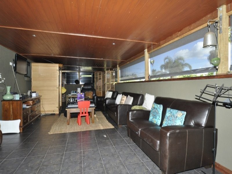 116 Wilson Street, Labrador QLD 4215