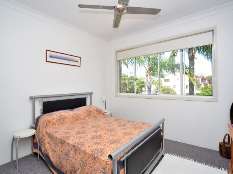 23/20 Huth Street, Labrador QLD 4215