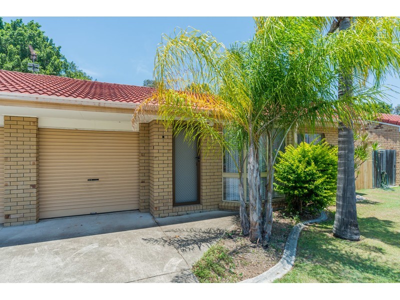 2/13 Stephanie Court, Labrador QLD 4215
