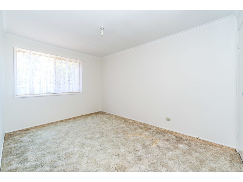 2/13 Stephanie Court, Labrador QLD 4215