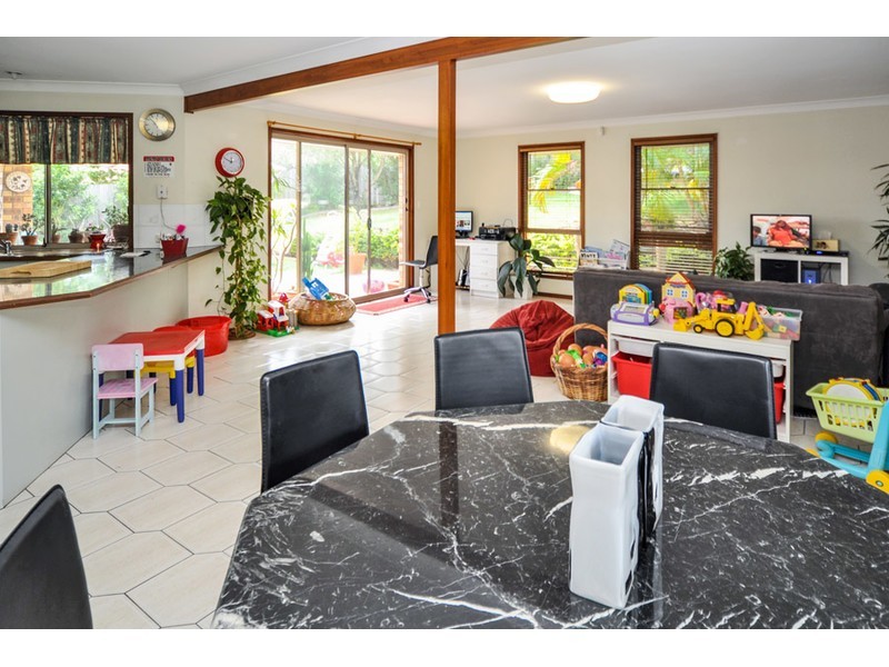 301 Central Street, Arundel QLD 4214