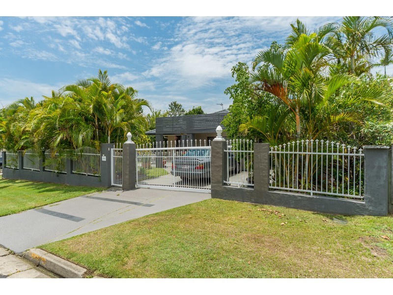 63 Mingaletta Drive, Ashmore QLD 4214