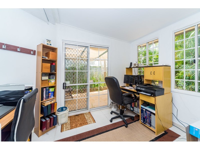 63 Mingaletta Drive, Ashmore QLD 4214