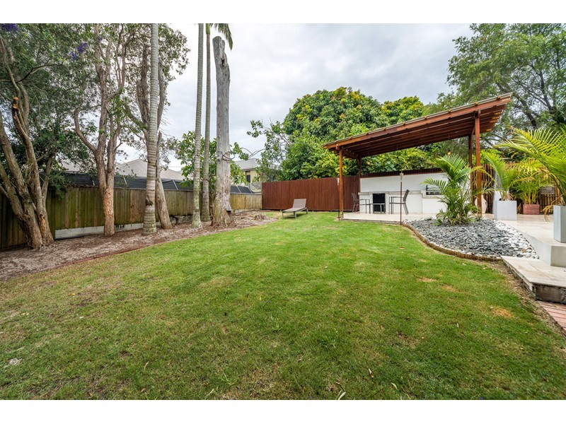 73 Kindra Avenue, Southport QLD 4215