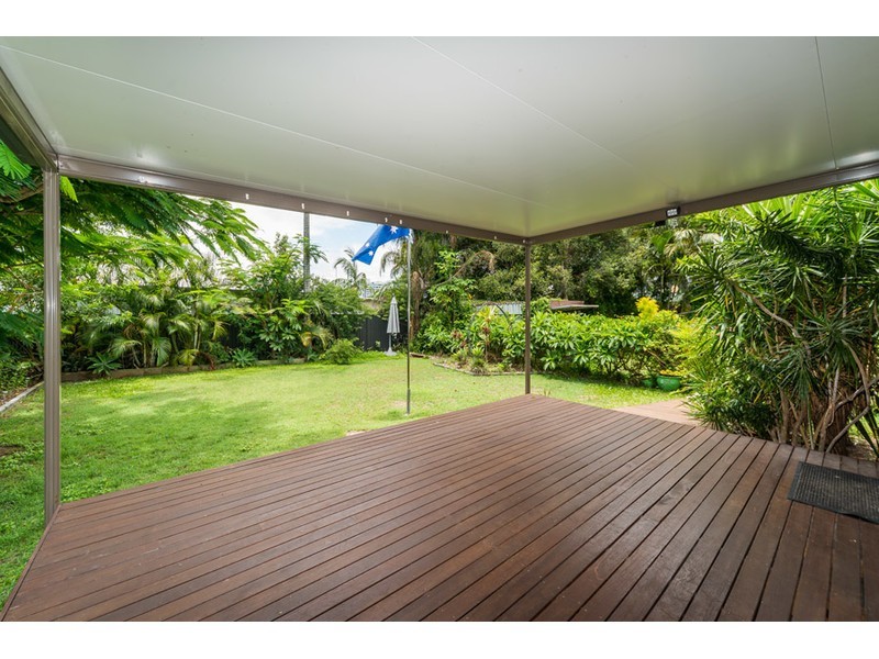 26 Reynolds Avenue, Labrador QLD 4215