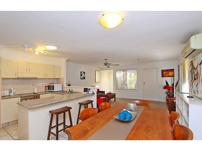 1/105 Muir Street, Labrador QLD 4215