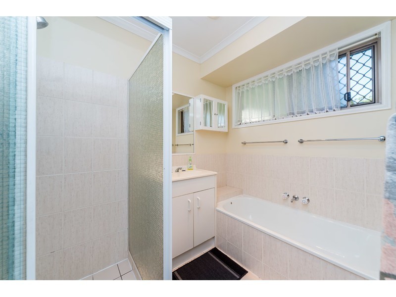 42/51 Olsen Avenue, Labrador QLD 4215