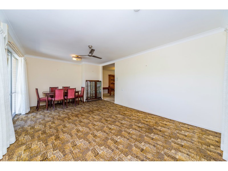 8 Bath Street, Labrador QLD 4215