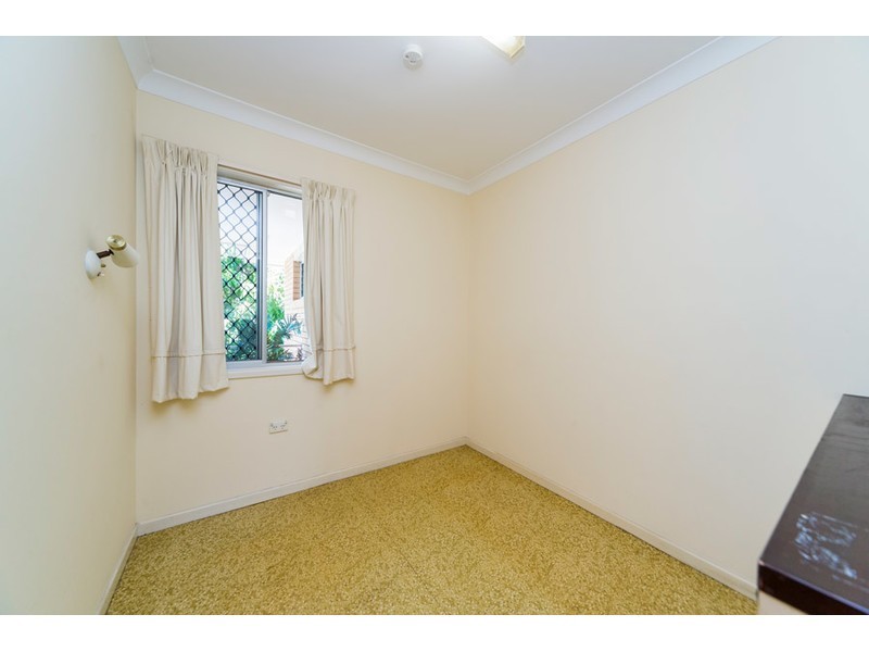 8 Bath Street, Labrador QLD 4215