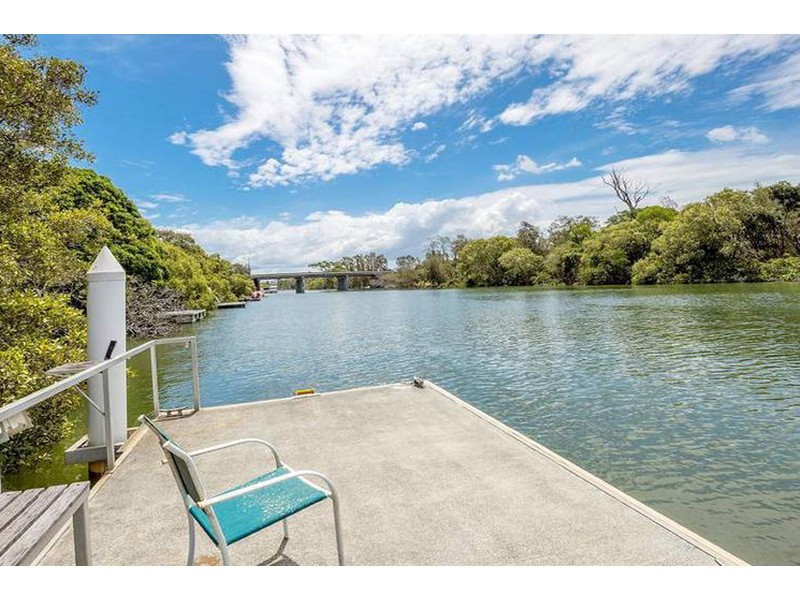 19 Tranquility Circuit, Helensvale QLD 4212