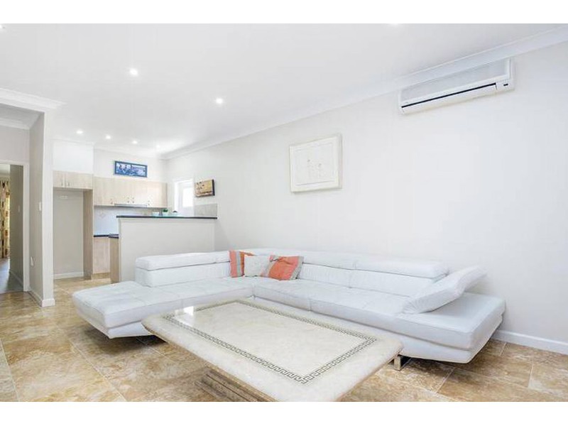 19 Tranquility Circuit, Helensvale QLD 4212