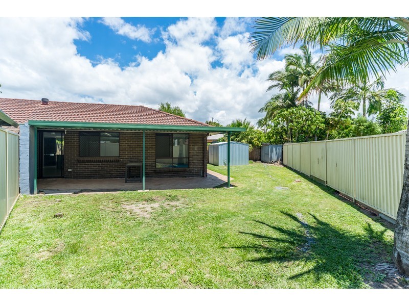 2/9 Elm Court, Labrador QLD 4215