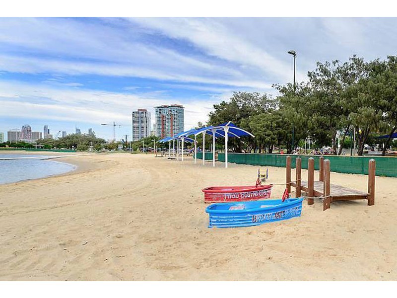 5/161 Muir Street, Labrador QLD 4215