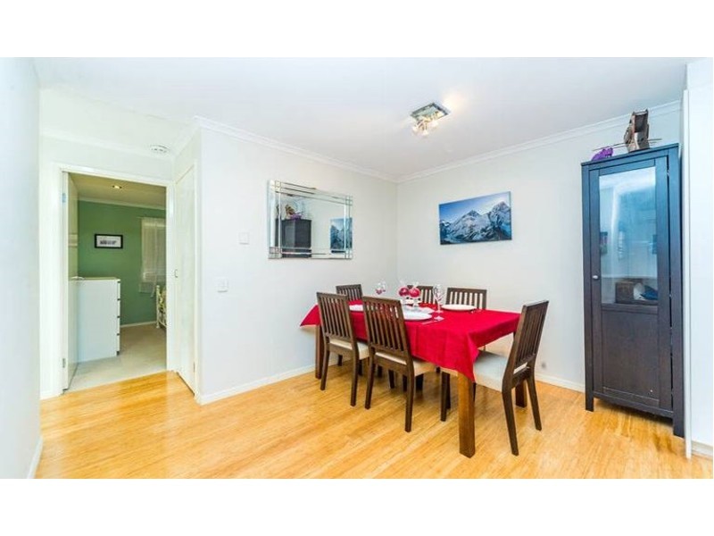 2/31 Callistemon Court, Arundel QLD 4214