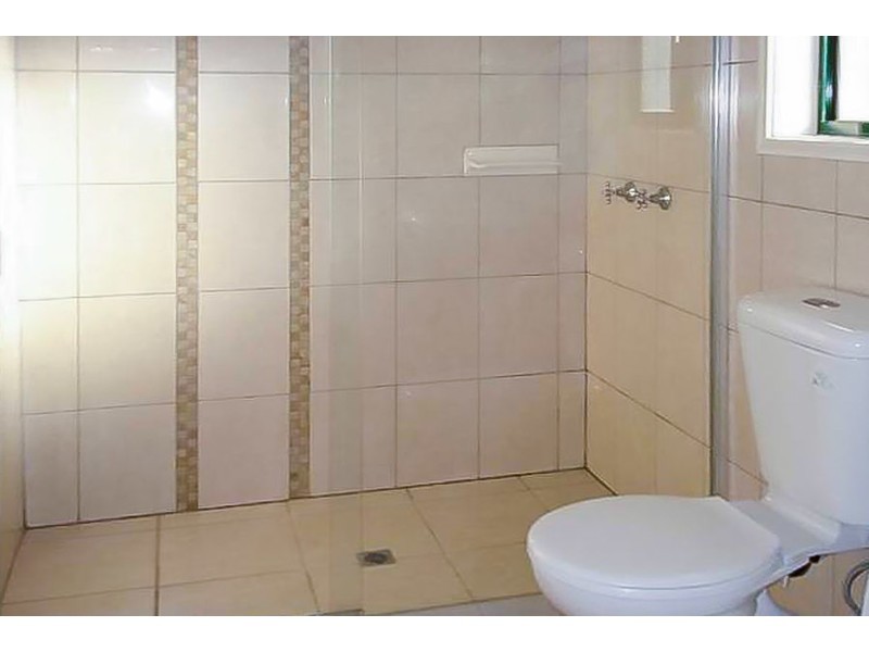 4 Harrow Place, Arundel QLD 4214