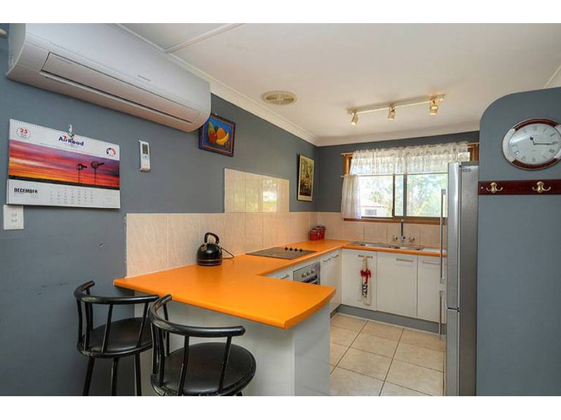 1/215 Government Road, Labrador QLD 4215