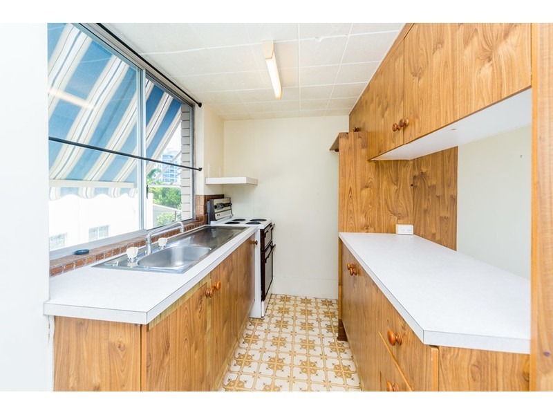 7/294 Marine Parade, Labrador QLD 4215
