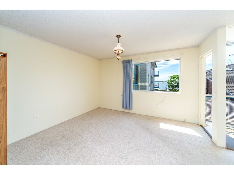 7/294 Marine Parade, Labrador QLD 4215