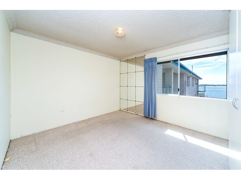 7/294 Marine Parade, Labrador QLD 4215