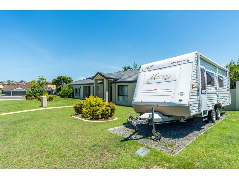 2 Orpington Court, Arundel QLD 4214