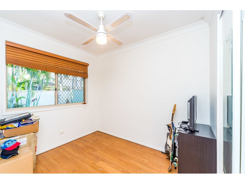 175/31 Usher Avenue, Labrador QLD 4215