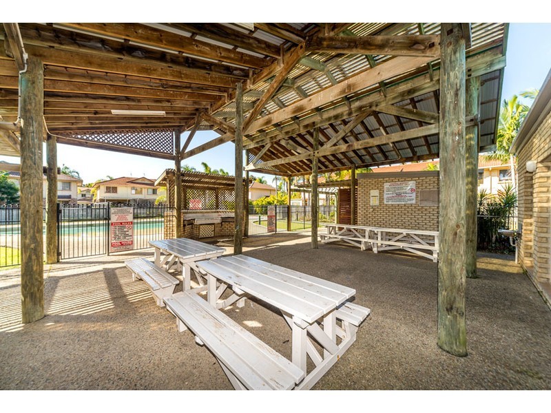 175/31 Usher Avenue, Labrador QLD 4215